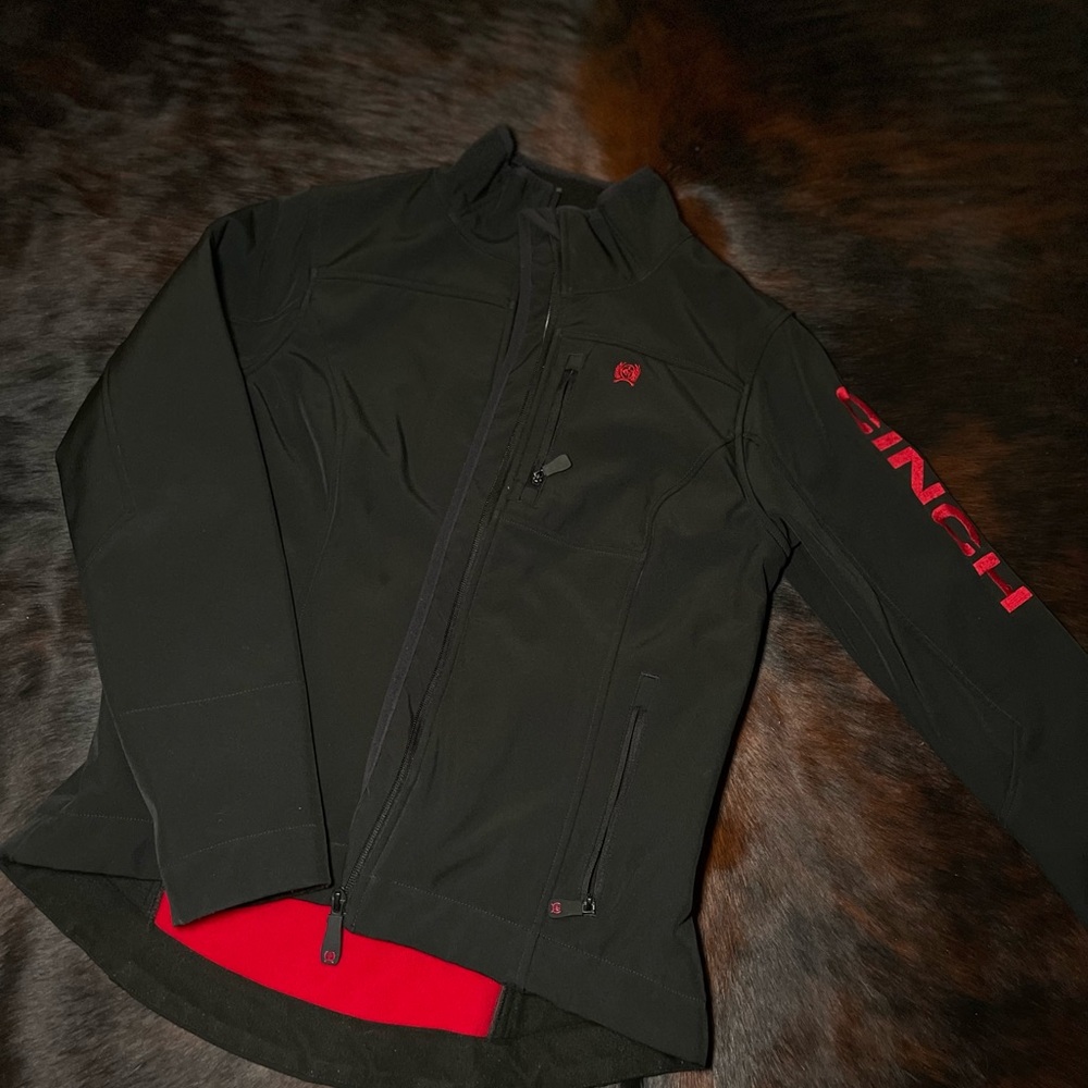 Women’s Cinch Softshell Jacket